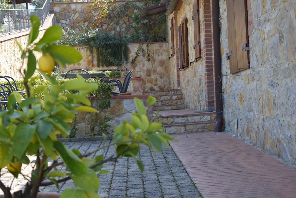 Agriturismo Amina, Winery & Hiking Vagliagli Bagian luar foto